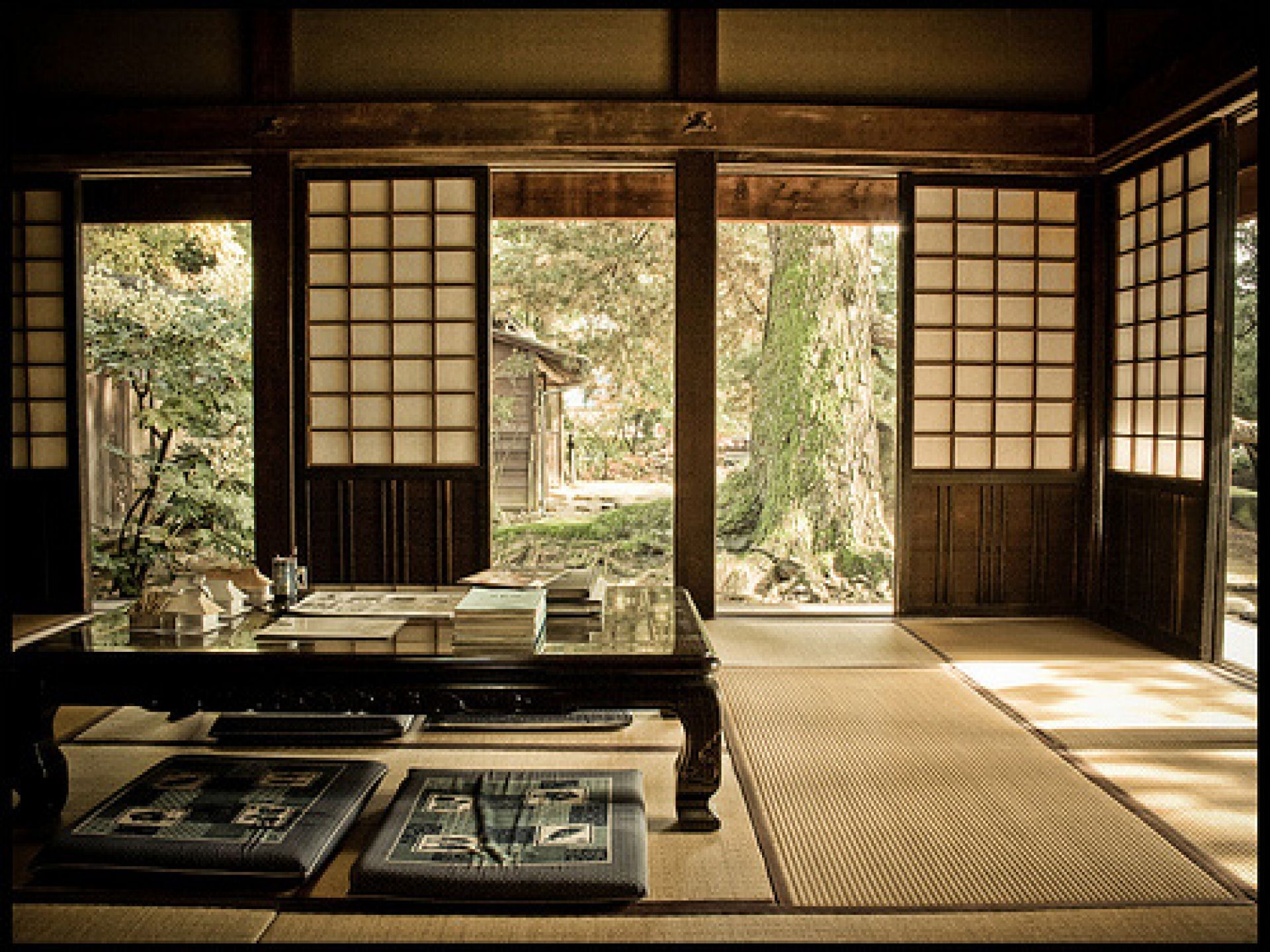 نمونه‌ای از طراحی داخلی به سبک سنتی ژاپن