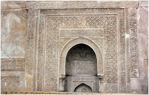 تزئینات مسجد جامع نیریز