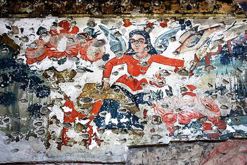 نقاشی های داخل کاخ چهل ستون قزوین